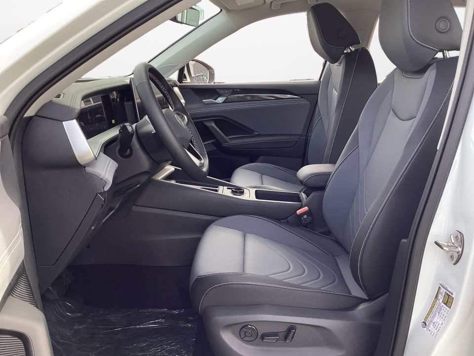 3VVER7RM2TM016357 2026 Volkswagen Tiguan SE