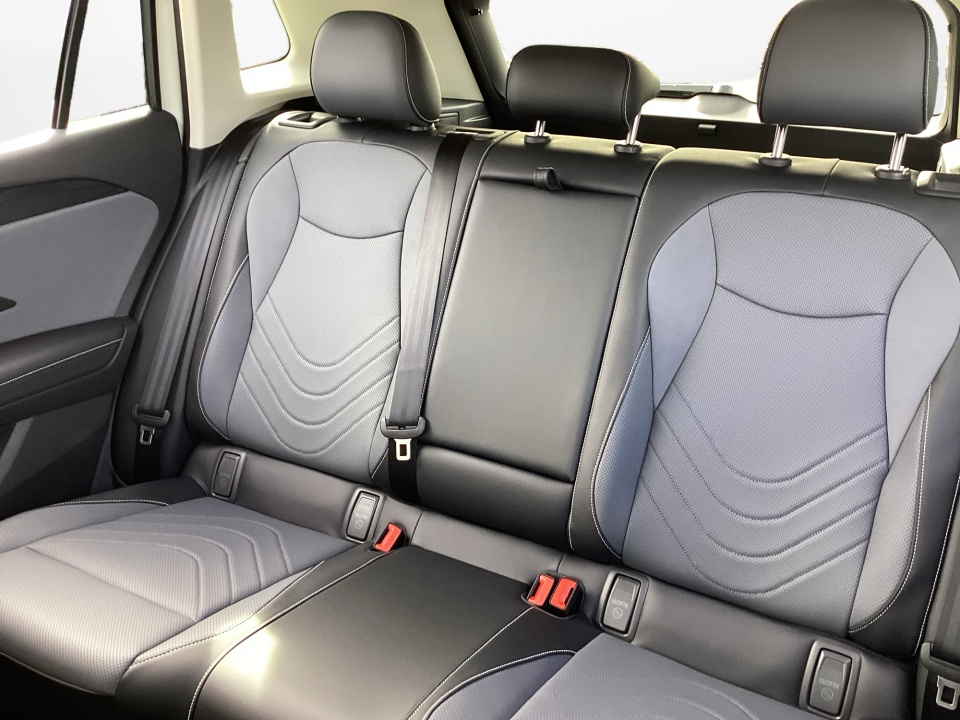 3VVER7RM2TM016357 2026 Volkswagen Tiguan SE