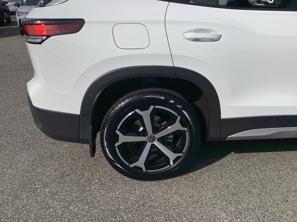 3VVER7RM2TM016357 2026 Volkswagen Tiguan SE