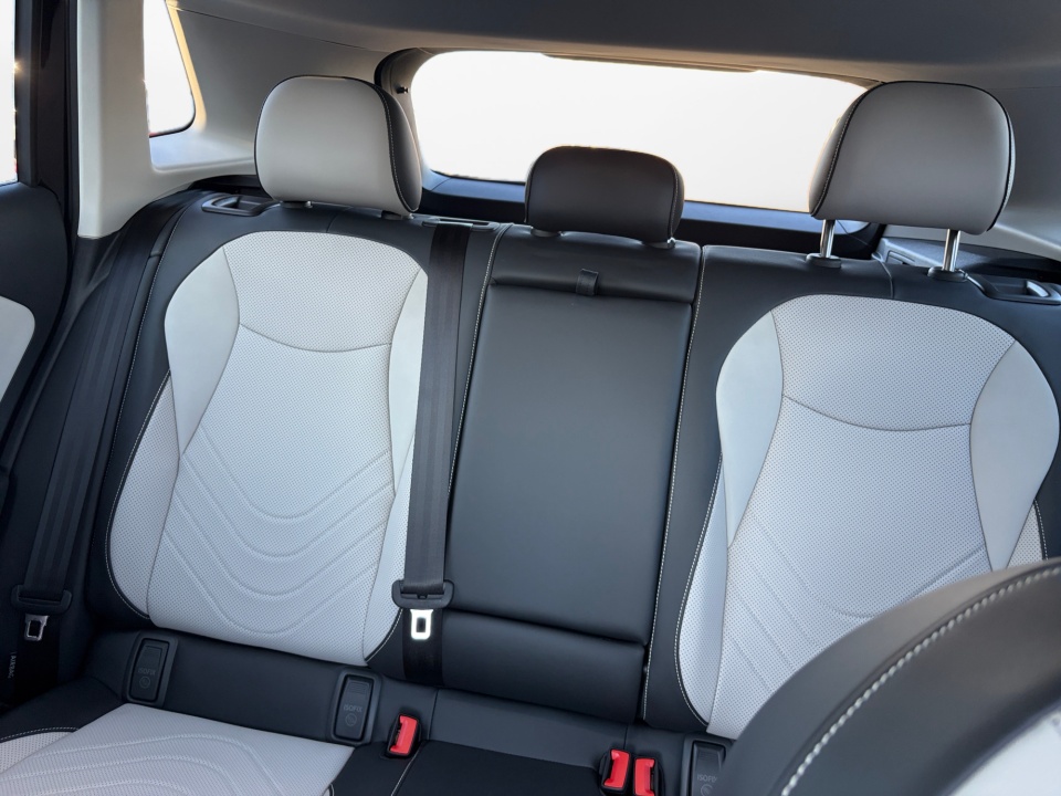 3VVER7RM4TM046976 2026 Volkswagen Tiguan SE