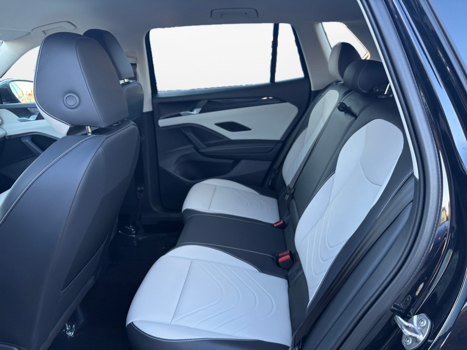 3VVER7RM4TM046976 2026 Volkswagen Tiguan SE