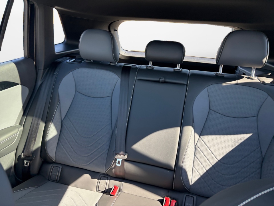 3VVER7RM5TM025683 2026 Volkswagen Tiguan SE