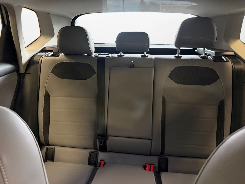 Used 2023 Volkswagen Taos SUV