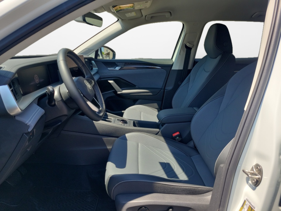 3VVFR7RM5TM080901 2026 Volkswagen Tiguan SE