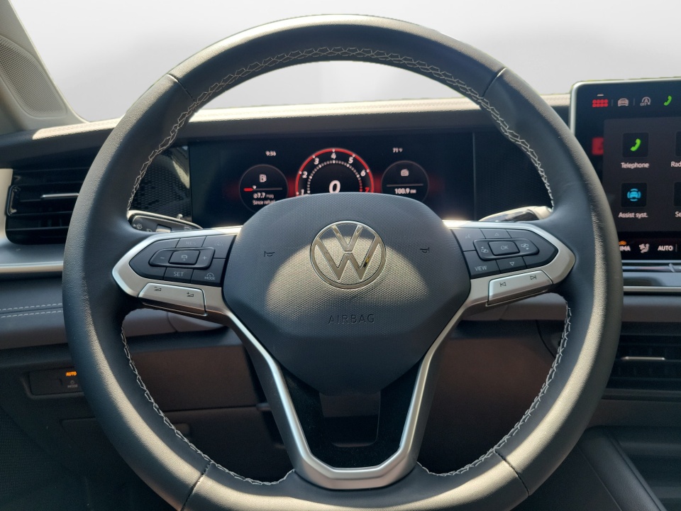 3VVFR7RM5TM080901 2026 Volkswagen Tiguan SE