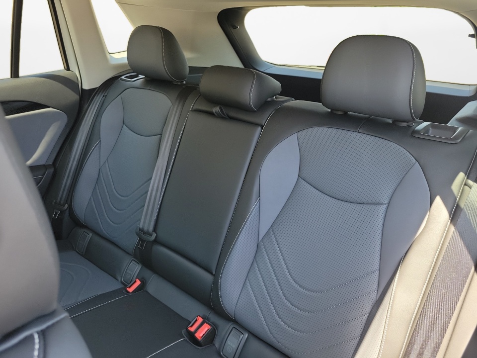 3VVFR7RM5TM080901 2026 Volkswagen Tiguan SE