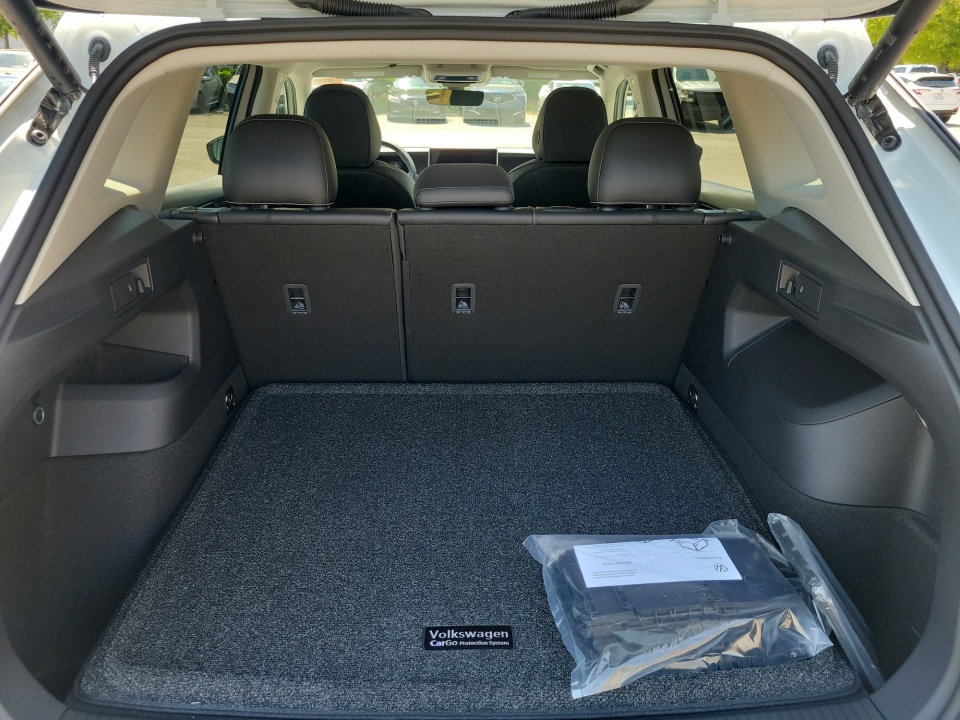 3VVFR7RM5TM080901 2026 Volkswagen Tiguan SE