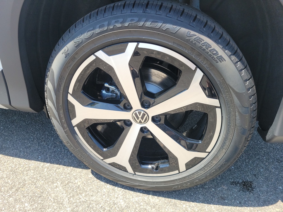3VVFR7RM5TM080901 2026 Volkswagen Tiguan SE