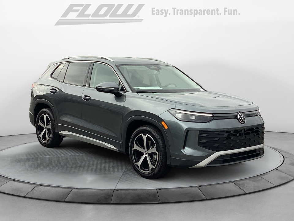 used 2026 Volkswagen Tiguan SE