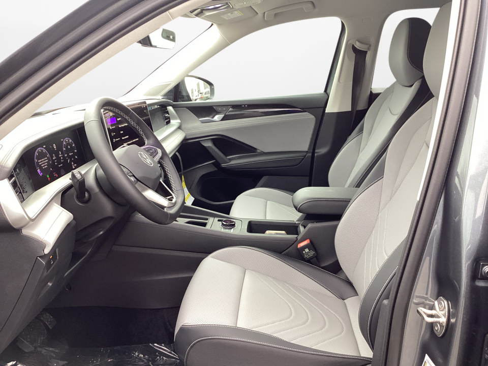 3VVFR7RM7TM050816 2026 Volkswagen Tiguan SE