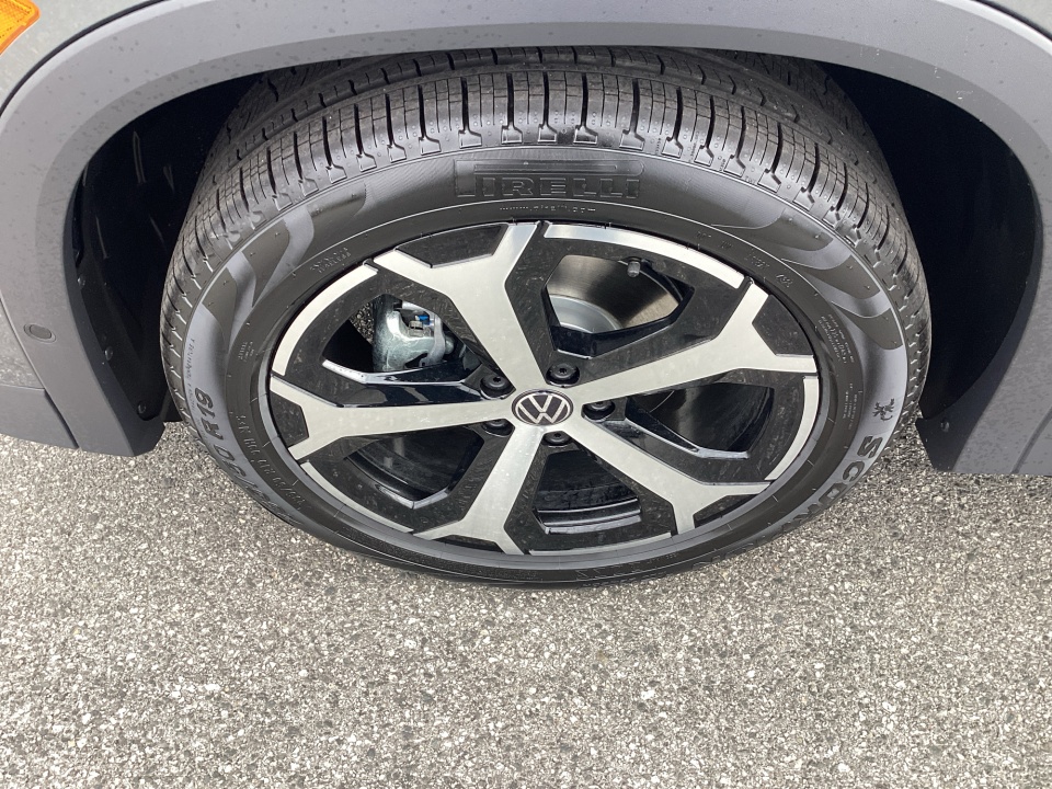 3VVFR7RM7TM050816 2026 Volkswagen Tiguan SE