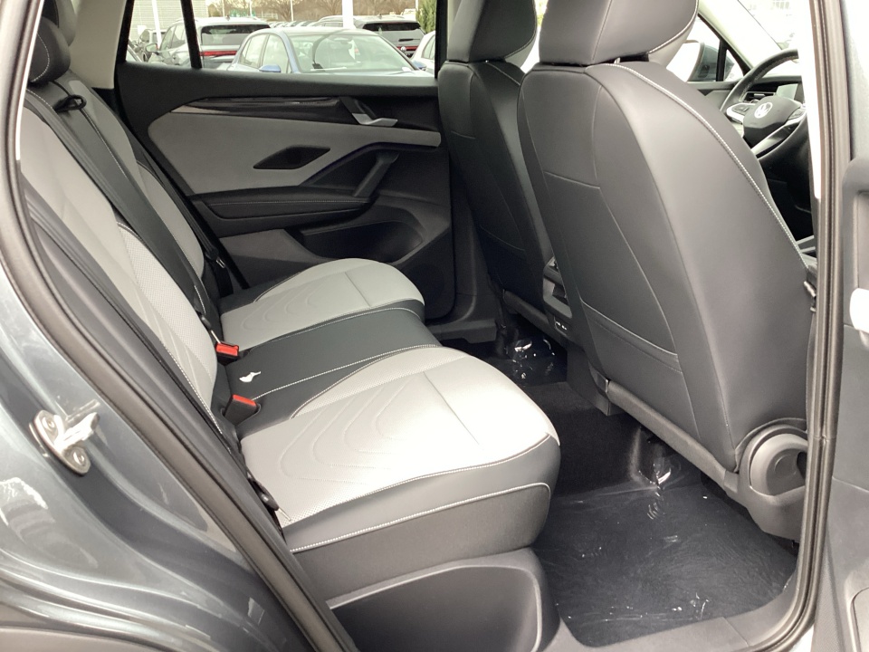 3VVFR7RM7TM050816 2026 Volkswagen Tiguan SE