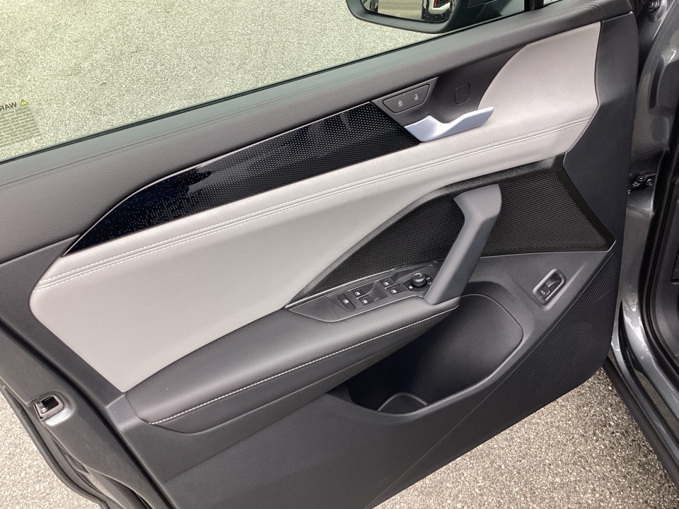 3VVFR7RM7TM050816 2026 Volkswagen Tiguan SE