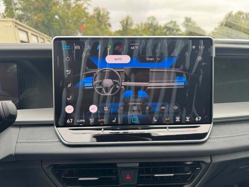 3VVGR7RM0SM057142 2025 Volkswagen Tiguan 2.0T SE R-Line Black