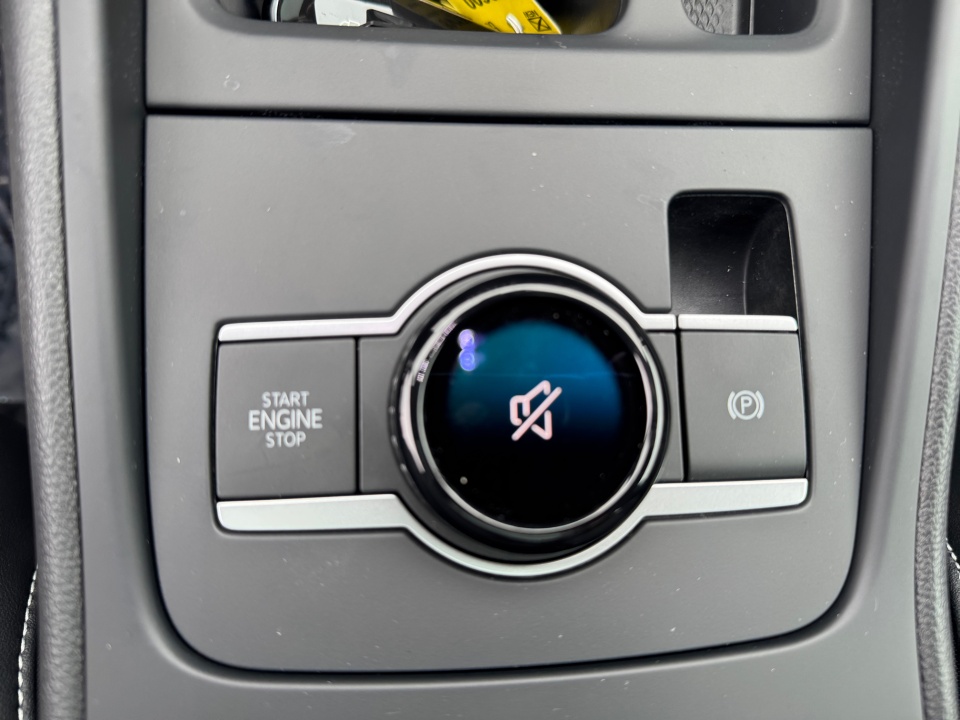 3VVGR7RM0SM057142 2025 Volkswagen Tiguan 2.0T SE R-Line Black