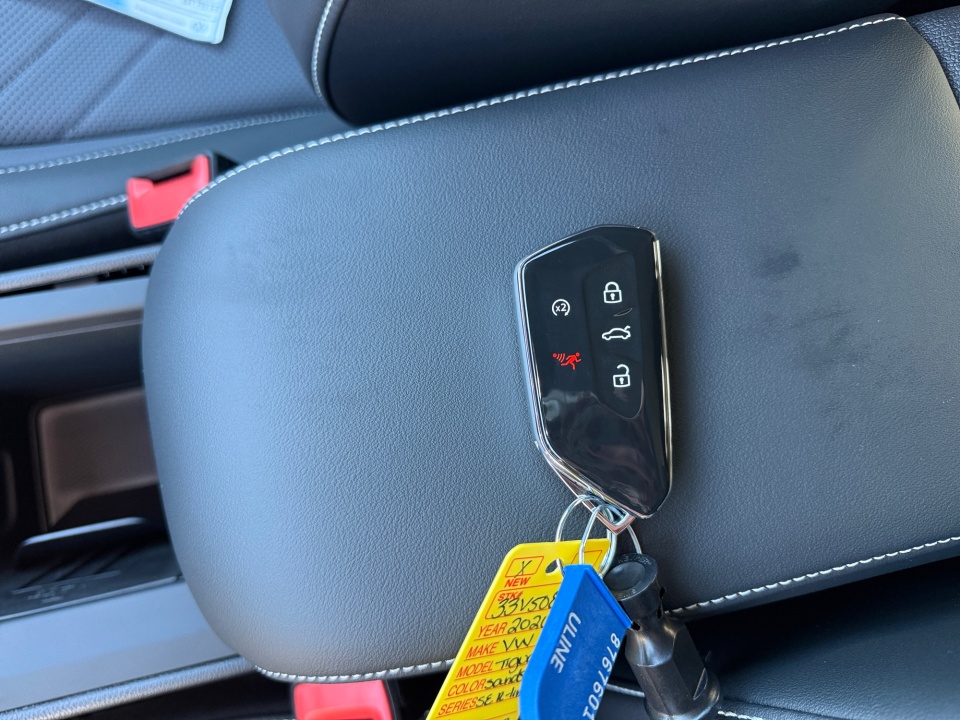 3VVGR7RM0TM040343 2026 Volkswagen Tiguan SE R-Line Black