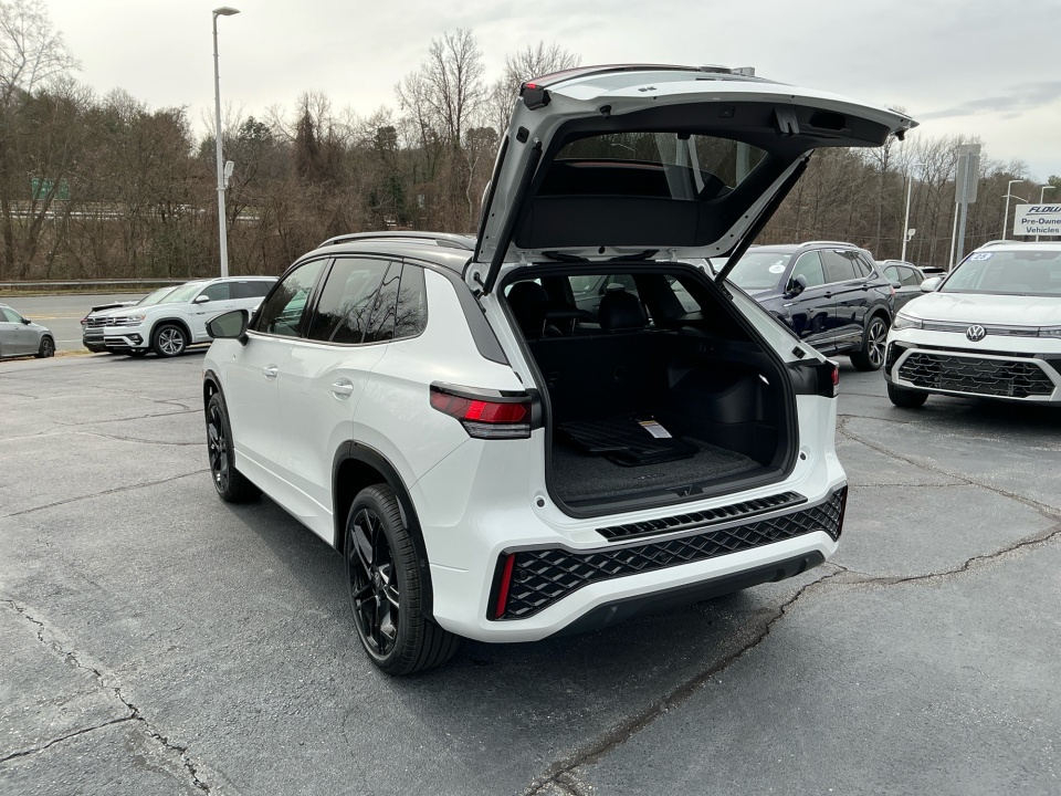 3VVGR7RM0TM040374 2026 Volkswagen Tiguan SE R-Line Black