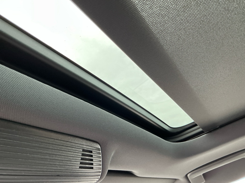 3VVGR7RM0TM040374 2026 Volkswagen Tiguan SE R-Line Black