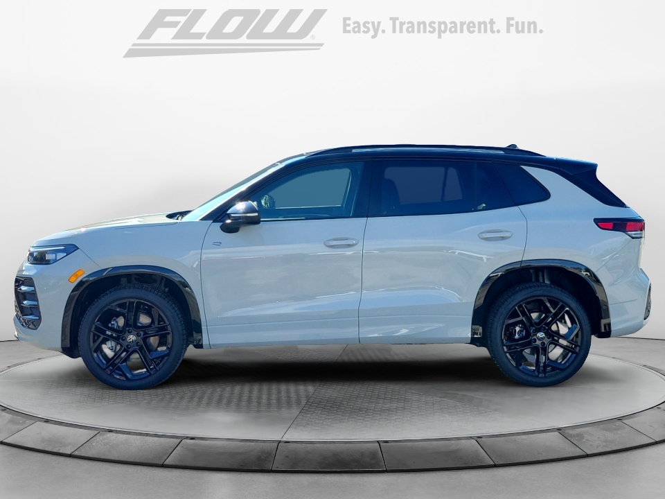 3VVGR7RM1TM013703 2026 Volkswagen Tiguan SE R-Line Black