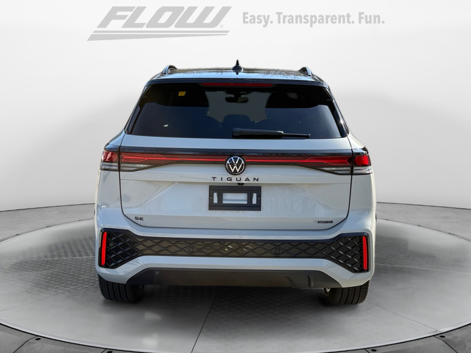 3VVGR7RM2TM034334 2026 Volkswagen Tiguan SE R-Line Black