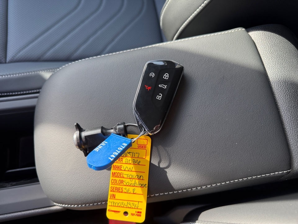 3VVGR7RM2TM034334 2026 Volkswagen Tiguan SE R-Line Black