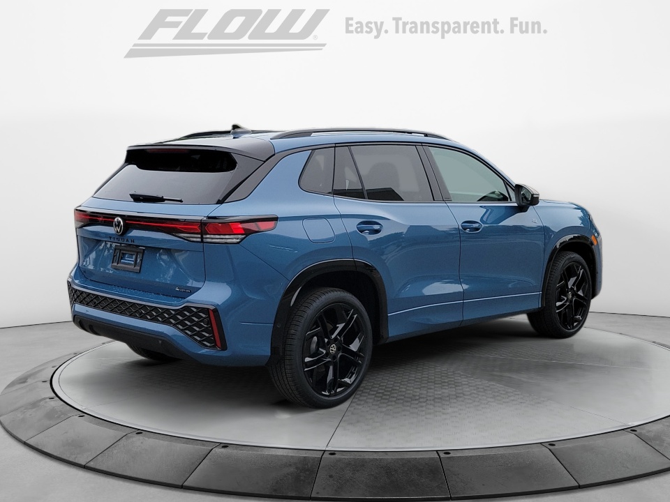 3VVGR7RM3TM033693 2026 Volkswagen Tiguan SE R-Line Black