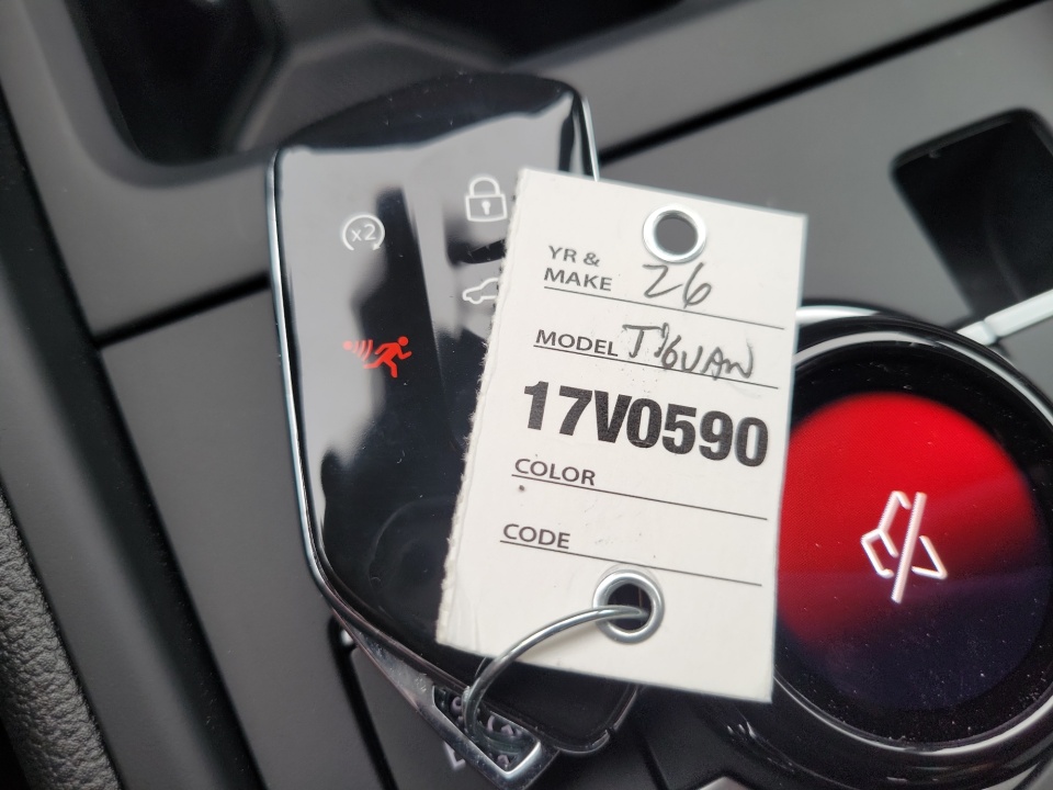 3VVGR7RM3TM033693 2026 Volkswagen Tiguan SE R-Line Black