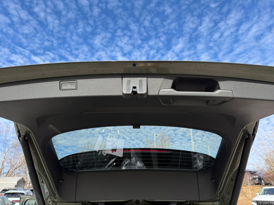 3VVGR7RM3TM041406 2026 Volkswagen Tiguan SE R-Line Black