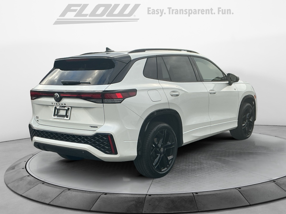 3VVGR7RM3TM048873 2026 Volkswagen Tiguan SE R-Line Black