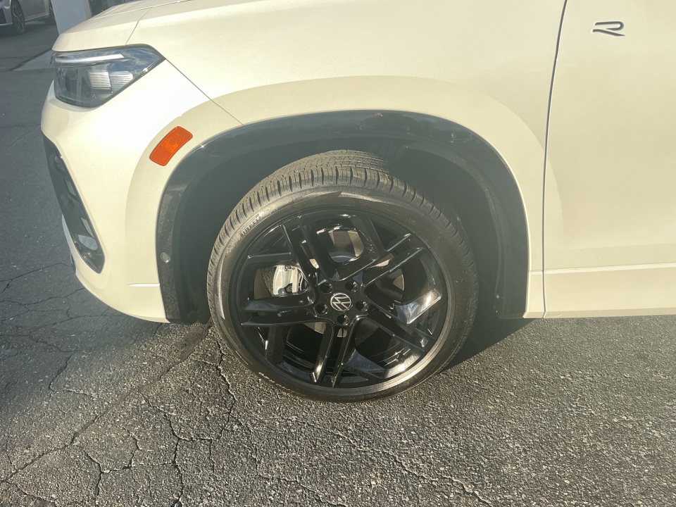 3VVGR7RM3TM048873 2026 Volkswagen Tiguan SE R-Line Black