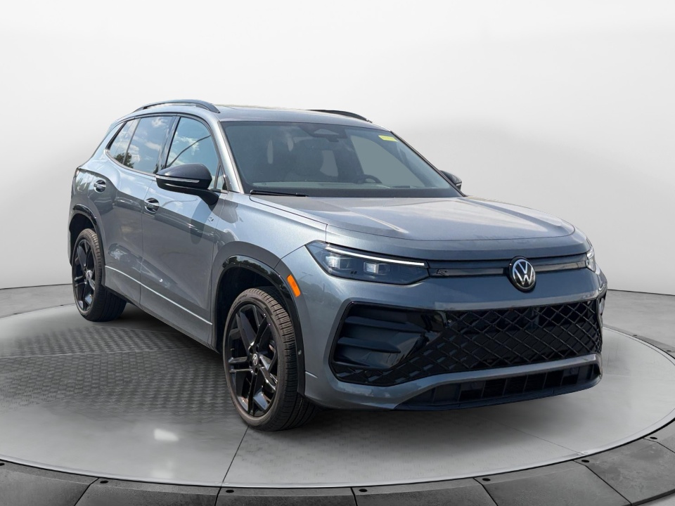 Black 2025 Volkswagen Tiguan SUV / Crossover All-Wheel Drive Automatic