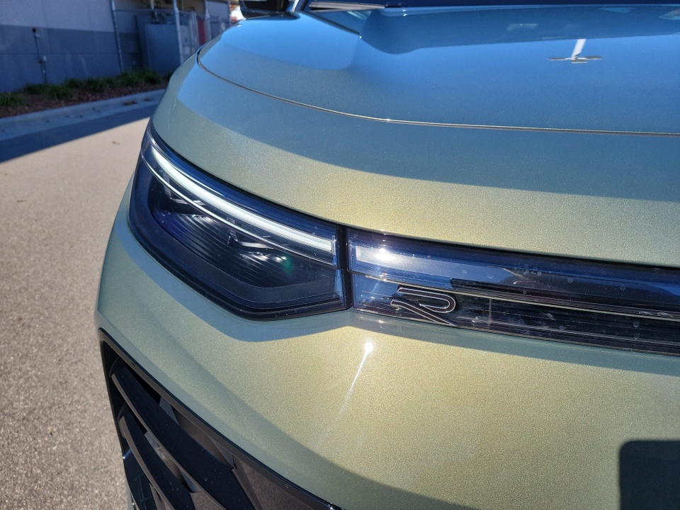 3VVGR7RM5TM019858 2026 Volkswagen Tiguan SE R-Line Black