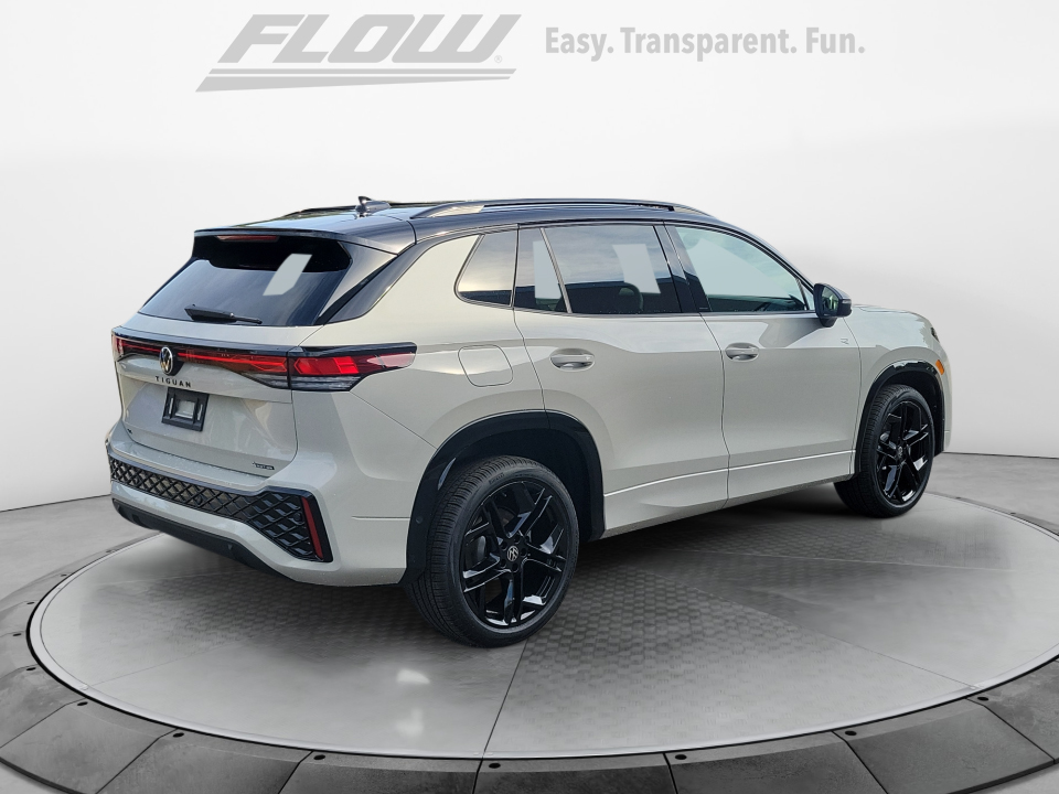 3VVGR7RM5TM029449 2026 Volkswagen Tiguan SE R-Line Black