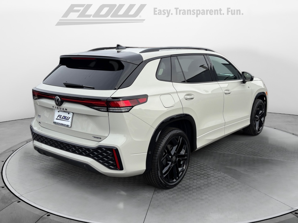 3VVGR7RM5TM043500 2026 Volkswagen Tiguan SE R-Line Black