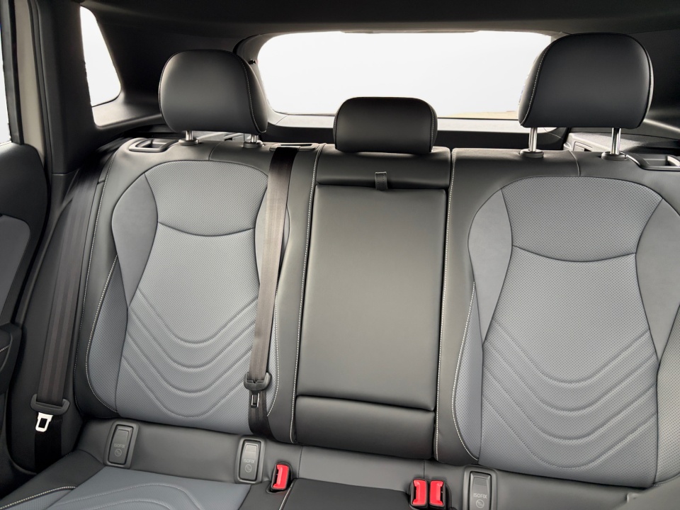 3VVGR7RM5TM043500 2026 Volkswagen Tiguan SE R-Line Black