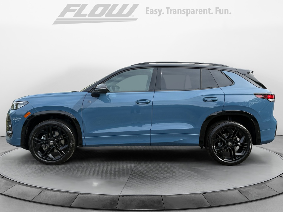 3VVGR7RM5TM082216 2026 Volkswagen Tiguan SE R-Line Black