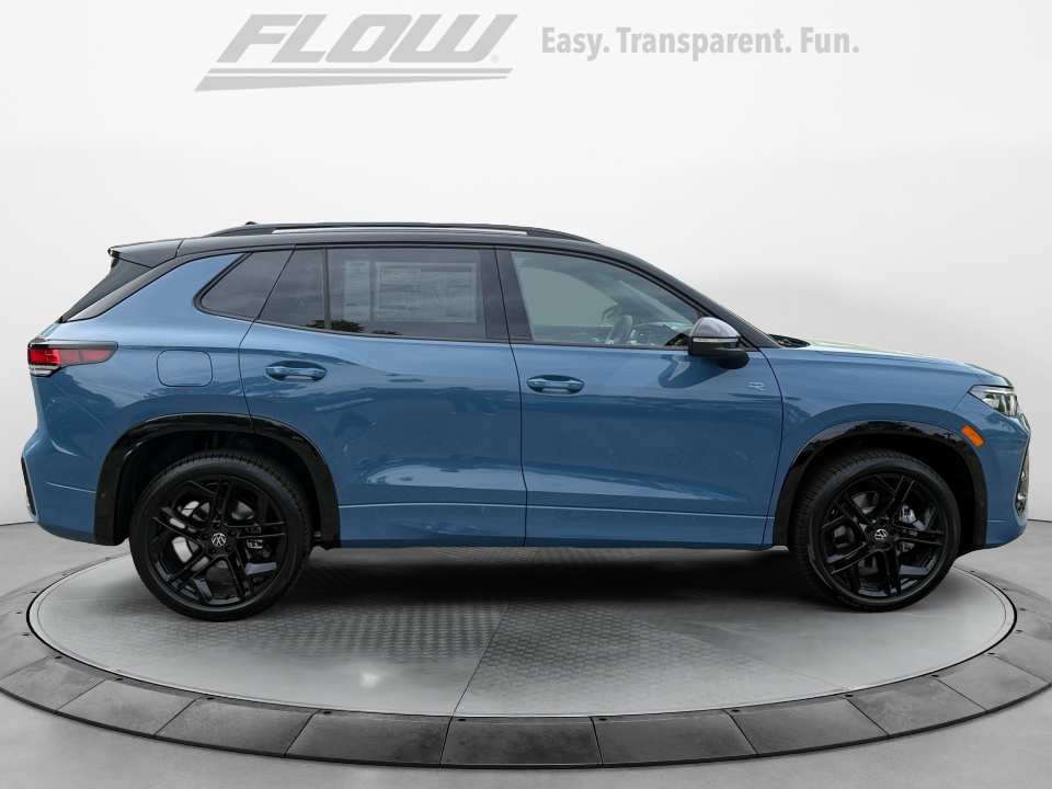 3VVGR7RM5TM082216 2026 Volkswagen Tiguan SE R-Line Black