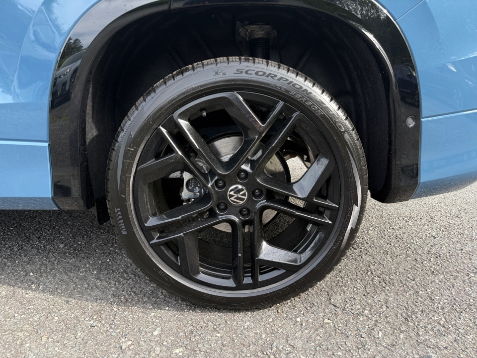 3VVGR7RM5TM082216 2026 Volkswagen Tiguan SE R-Line Black