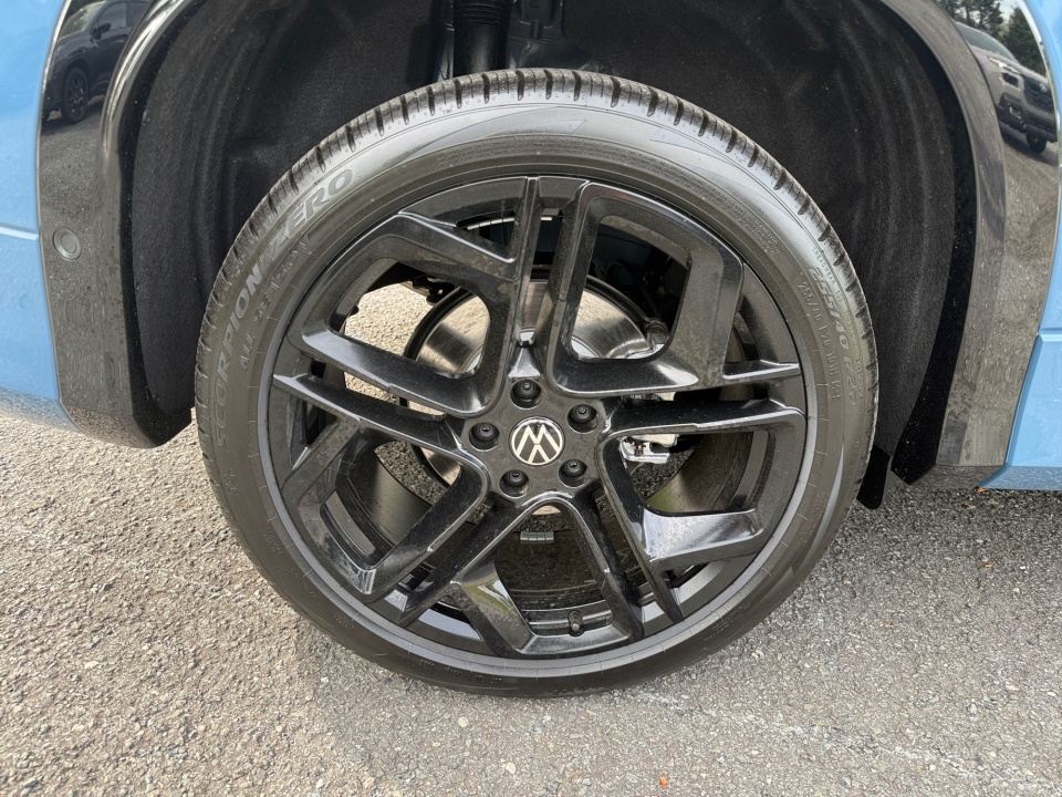 3VVGR7RM5TM082216 2026 Volkswagen Tiguan SE R-Line Black