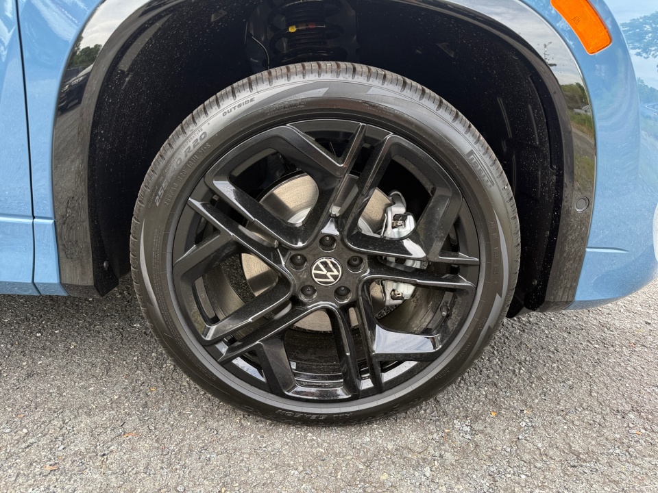 3VVGR7RM5TM082216 2026 Volkswagen Tiguan SE R-Line Black