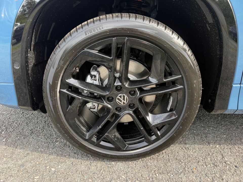 3VVGR7RM5TM082216 2026 Volkswagen Tiguan SE R-Line Black