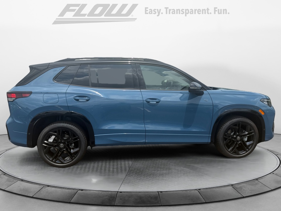 3VVGR7RM5TM108345 2026 Volkswagen Tiguan SE R-Line Black