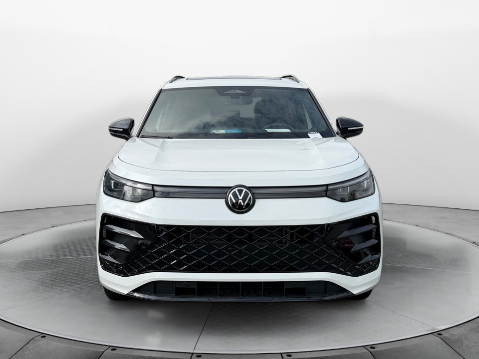 Used 2025 Volkswagen Tiguan SUV