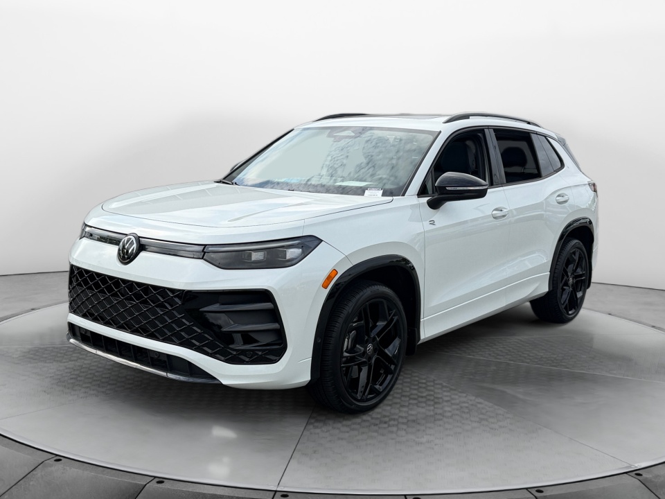 Used 2025 Volkswagen Tiguan SUV
