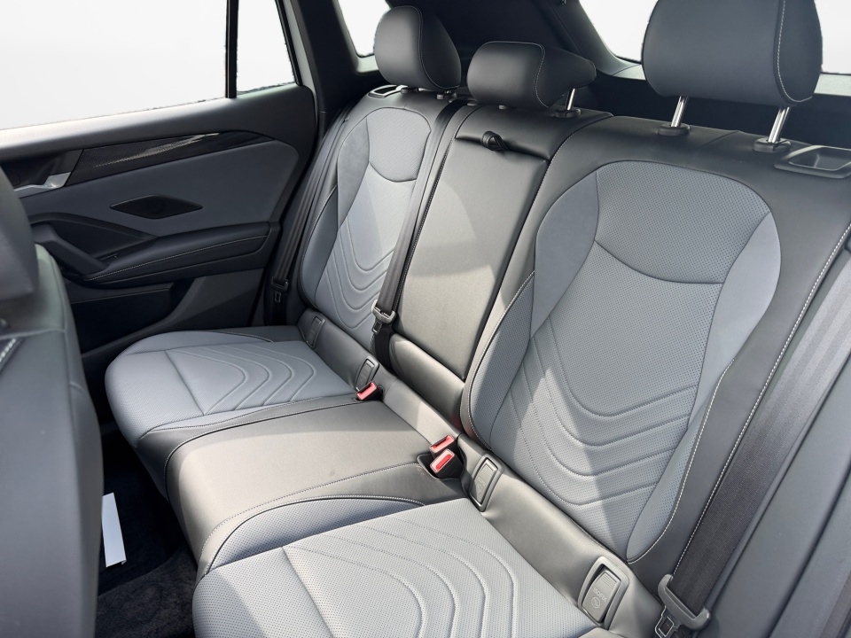 Used 2025 Volkswagen Tiguan SUV