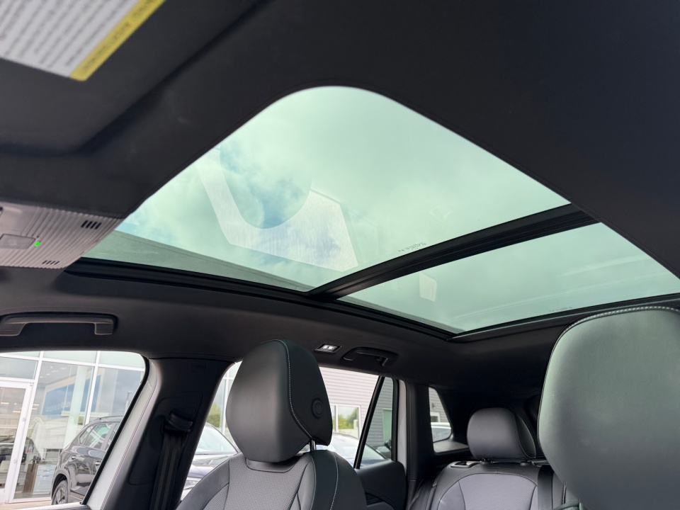 Used 2025 Volkswagen Tiguan SUV