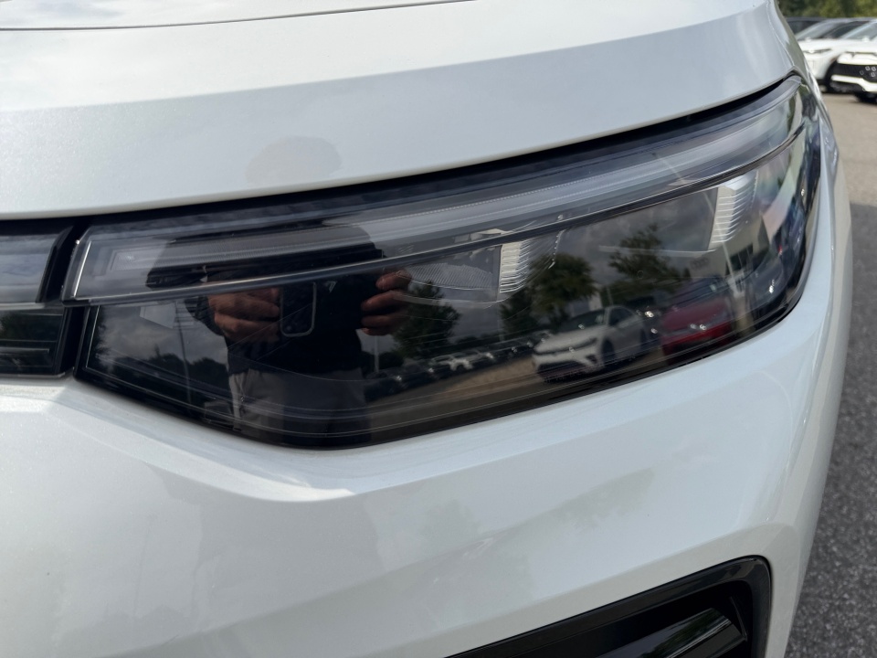 Used 2025 Volkswagen Tiguan SUV