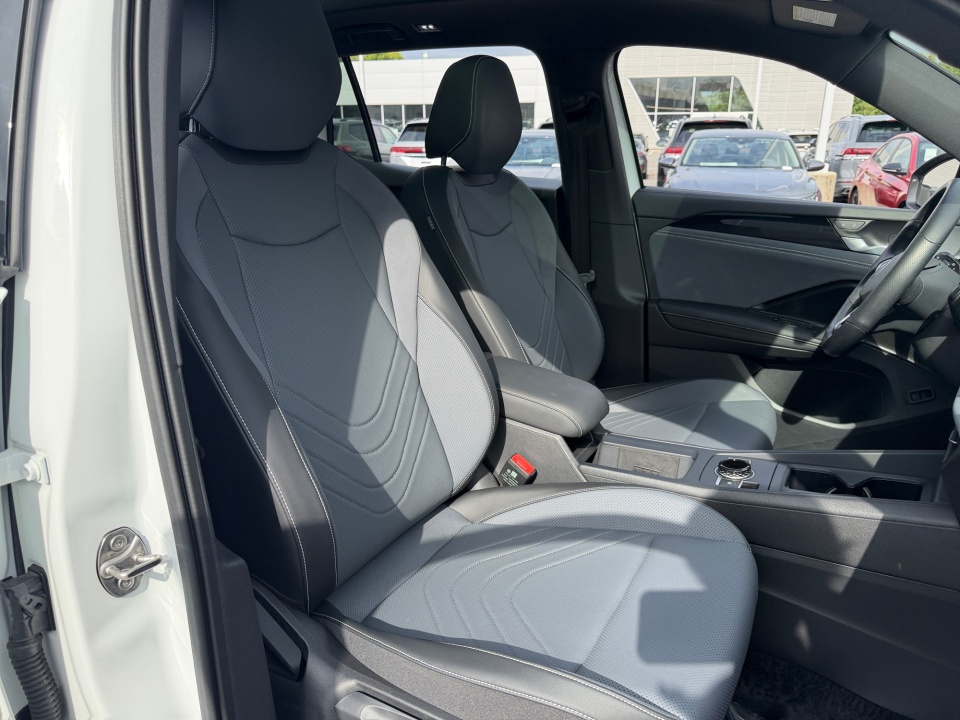 Used 2025 Volkswagen Tiguan SUV