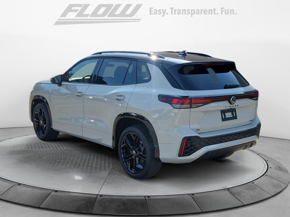 3VVGR7RM6TM037625 2026 Volkswagen Tiguan SE R-Line Black