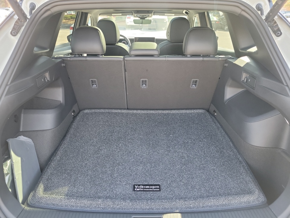 3VVGR7RM6TM037625 2026 Volkswagen Tiguan SE R-Line Black